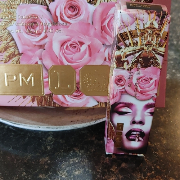 Pat Mcgrath eyeshadow palette